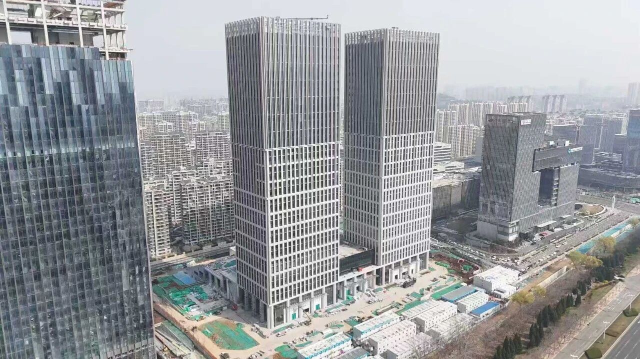 BIPV应用 山东能源集团济南国际贸易产业园.jpg