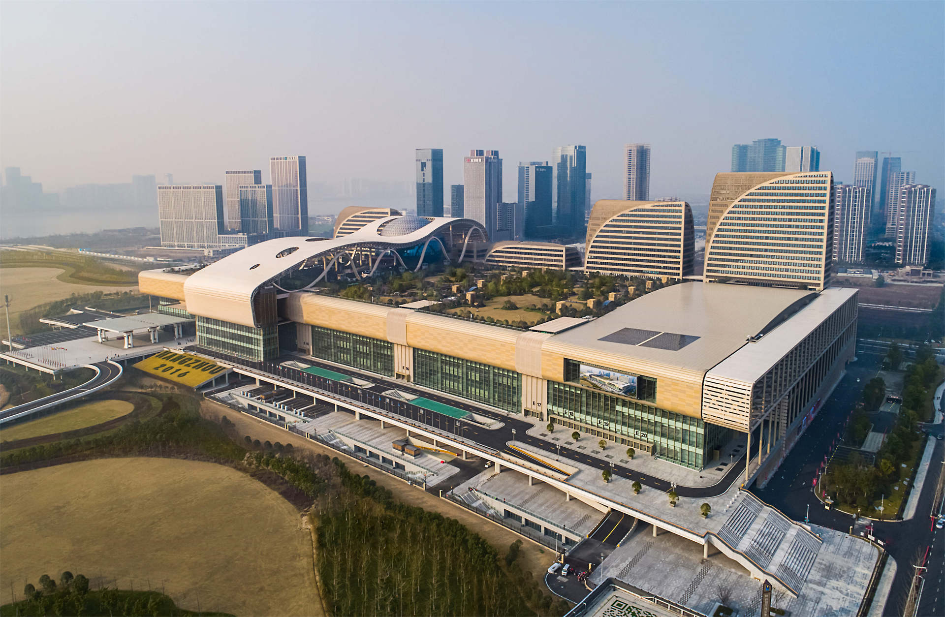 Hangzhou International Expo Center.jpg